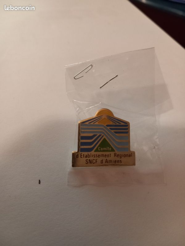 Pin's sncf (image 1)