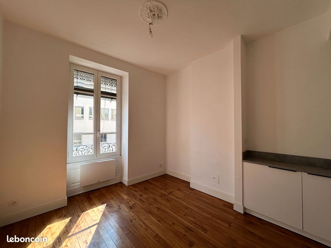 Appartement 1 pièce 30 m² · à Lyon · 30 m² · 736 €