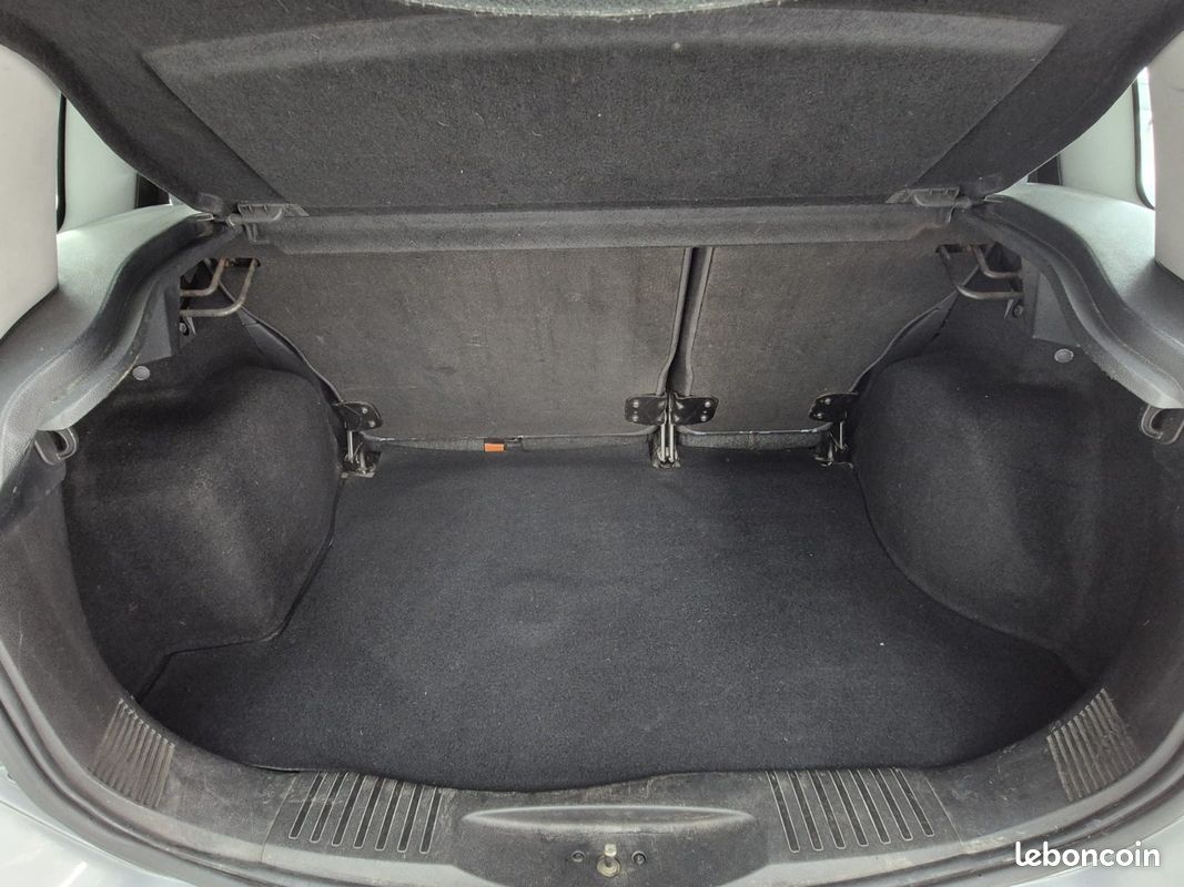 FORD Fusion 1.4 TDCi 68cv Trend (image 10)