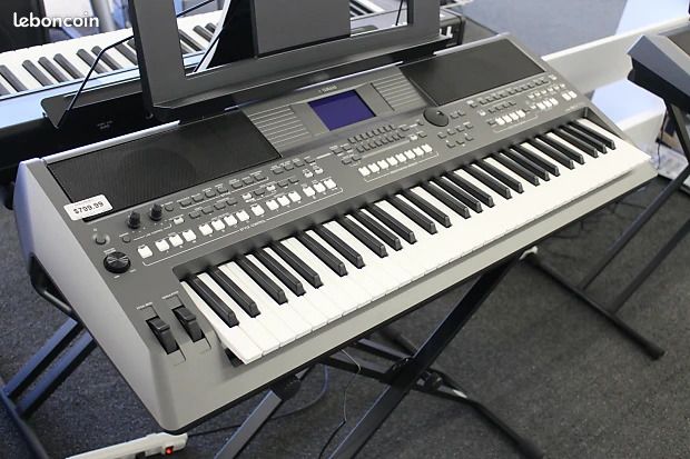 Synthé numérique Yamaha PSR-S670 (image 3)