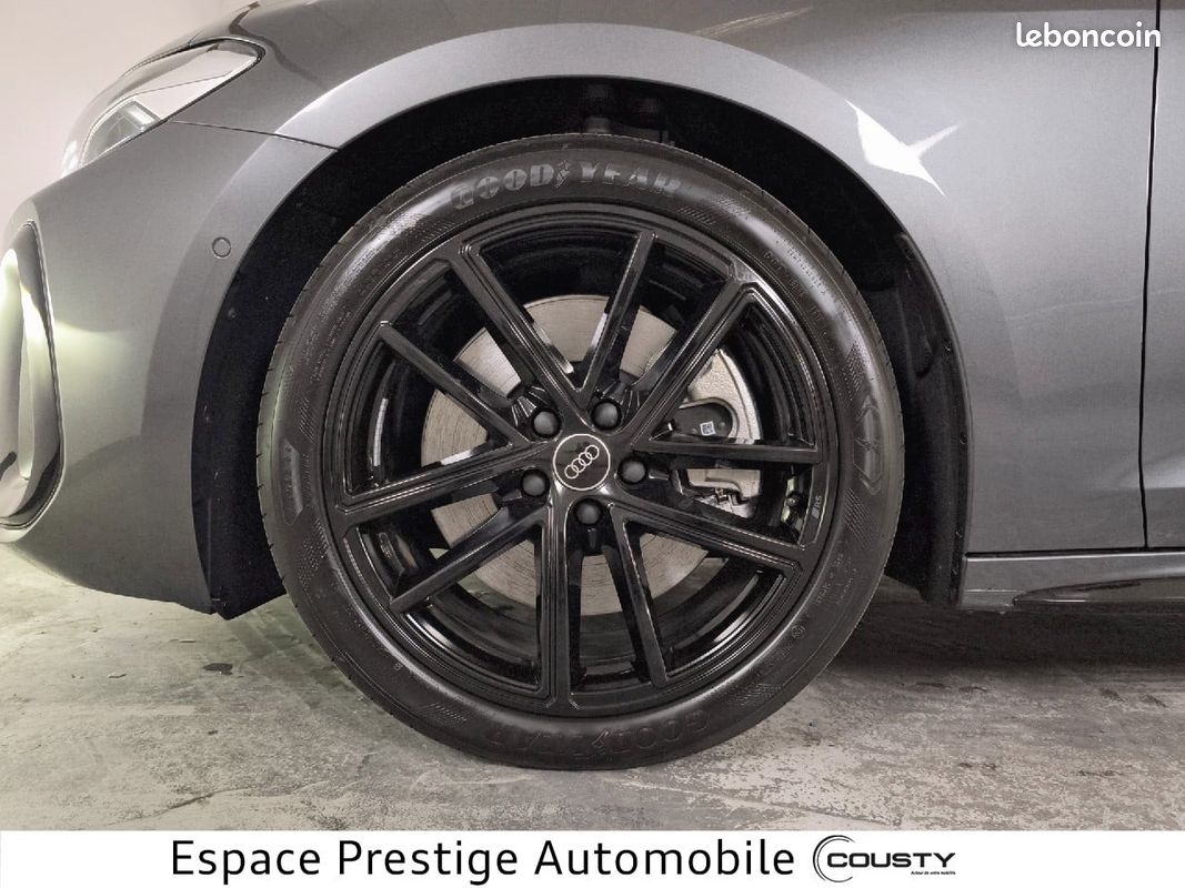 AUDI A5 Avant e-hybrid 299 ch S tronic 7 Quattro S line (image 5)