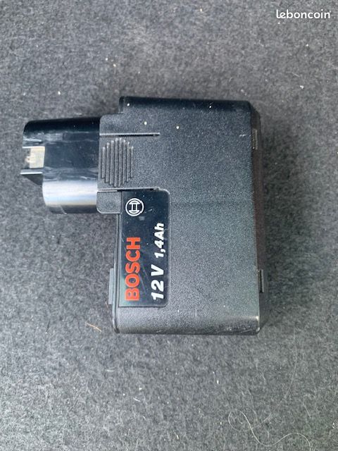 Chargeur Bosch AL60DV1411 + Batterie Bosch 12V 1,4Ah (image 2)