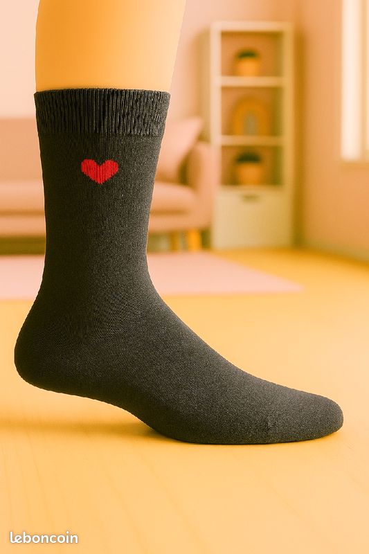 đ§Š Chaussettes coton femme SENNA gris anthracite cĆur rouge â taille 36â41 â mi-mollet â confort et Ă©lĂ©gance au quotidien (image 1)