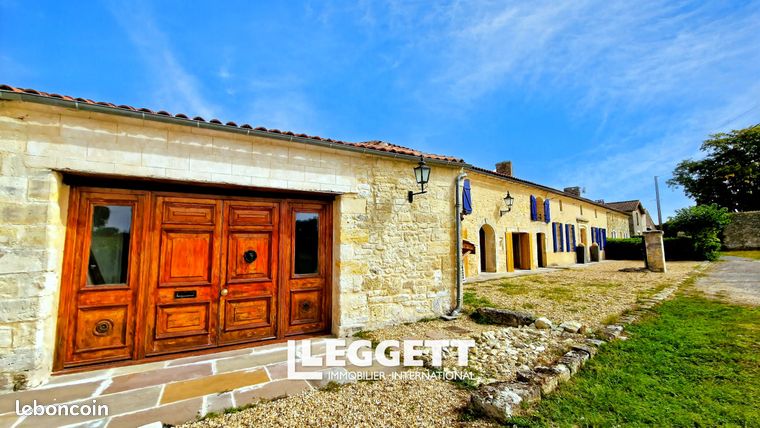Maison 13 pièces 461 m²