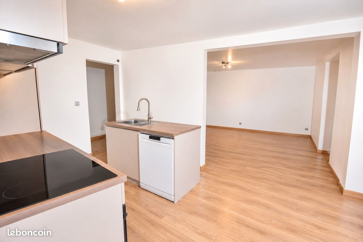 Appartement 4 pièces 119 m² · à Saint-Cergues · 119 m² · 380 000 €