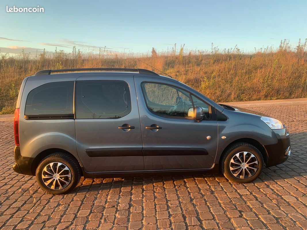 Peugeot partner 1.6 hdi 92cv pack tepee annee 2013 (image 1)