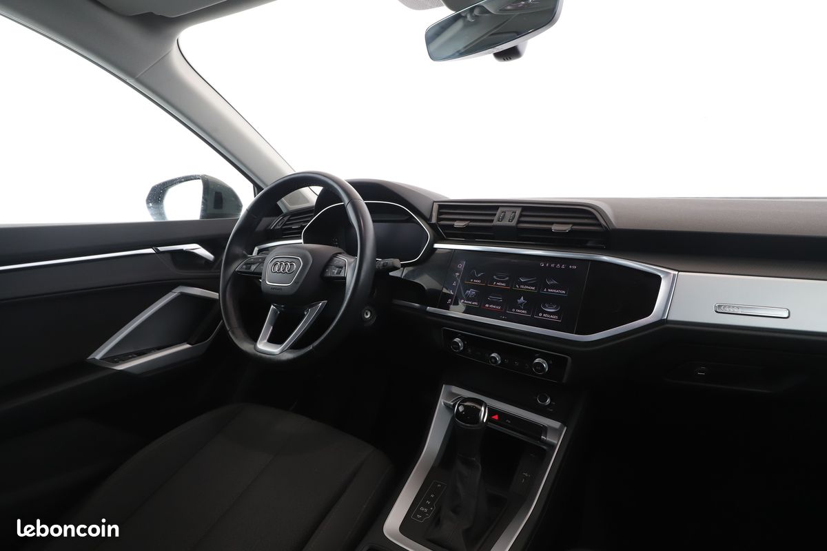 Audi Q3 35 TFSI Design S Tronic 7 150 ch (image 7)