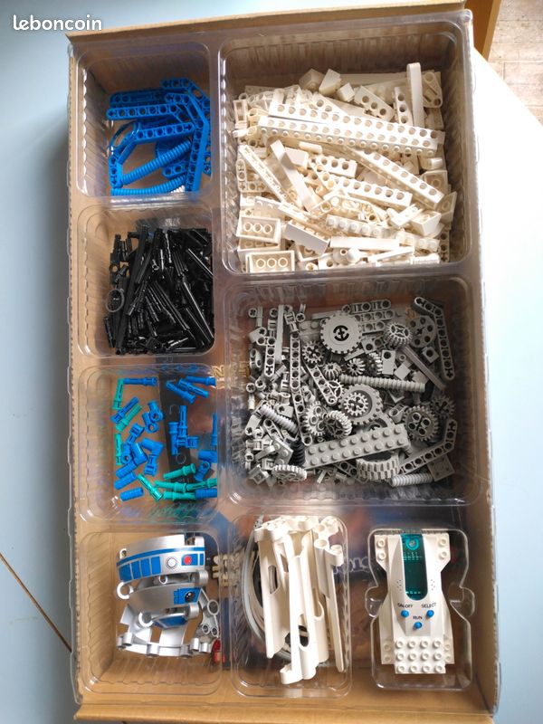 R2 D2 Lego Star Wars Droid developer kit 9748 Jeux Jouets