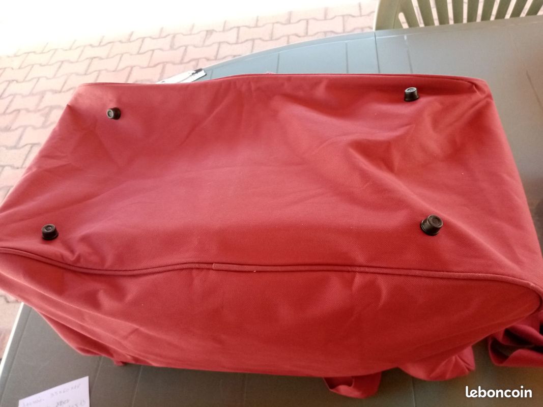 Sac de voyage rose (image 4)