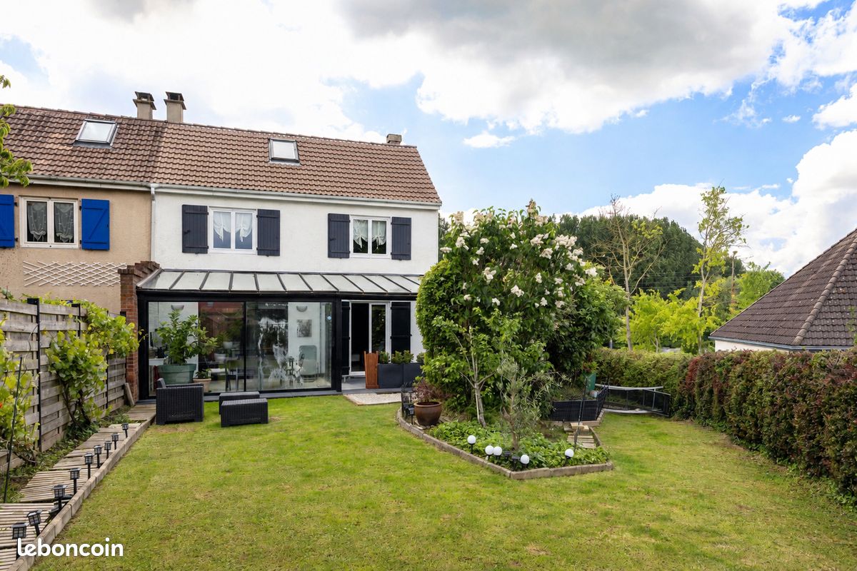 Maison 5 pièces 108 m² · à Chéreng · 108 m² · 425 000 €