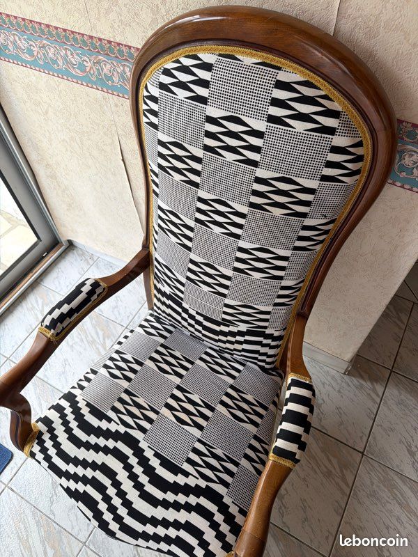 Fauteuil voltaire retapé (image 3)