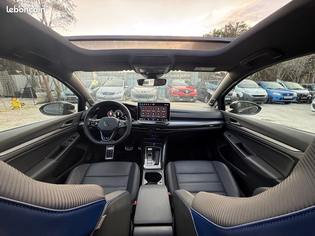 VOLKSWAGEN GOLF 8.5 R 333CH 2025 MALUS PAYé Full Option (image 9)