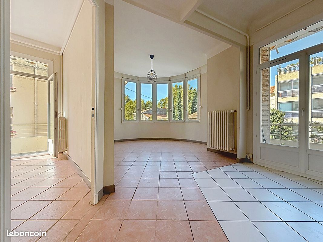 Appartement 4 pièces 90 m² · à Avignon · 90 m² · 197 000 €