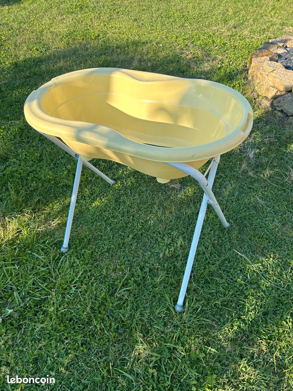 Baignoire bébé surélevée (image 1)