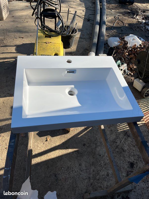 Lavabo (image 1)