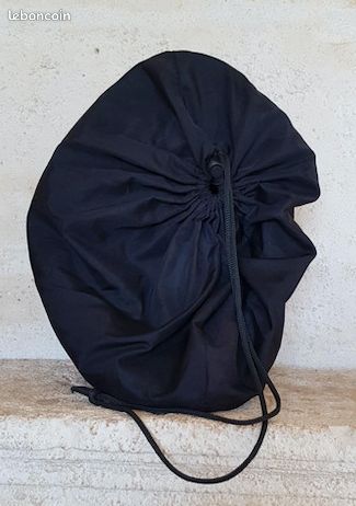 Couvre Casque Moto Peluche Dragon Krokmou Noir | Antre du Motard