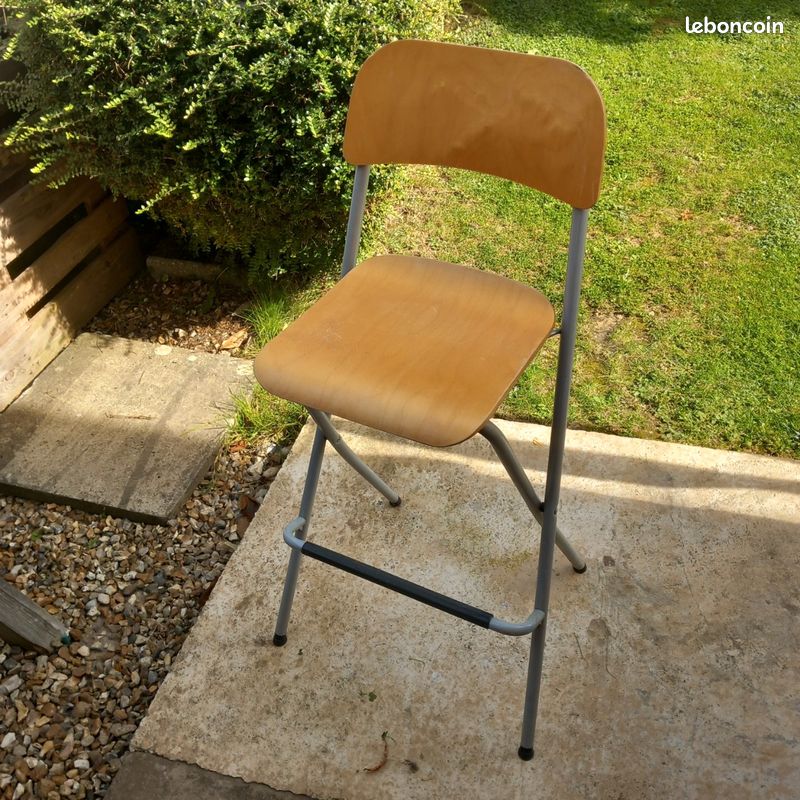 Chaises hautes (image 1)