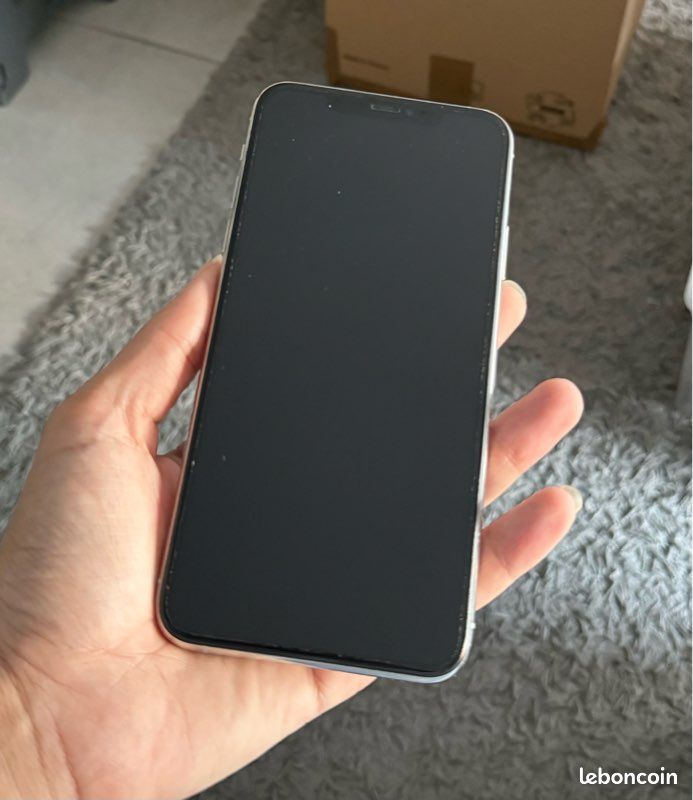 IPhone 11 Pro Max (image 1)