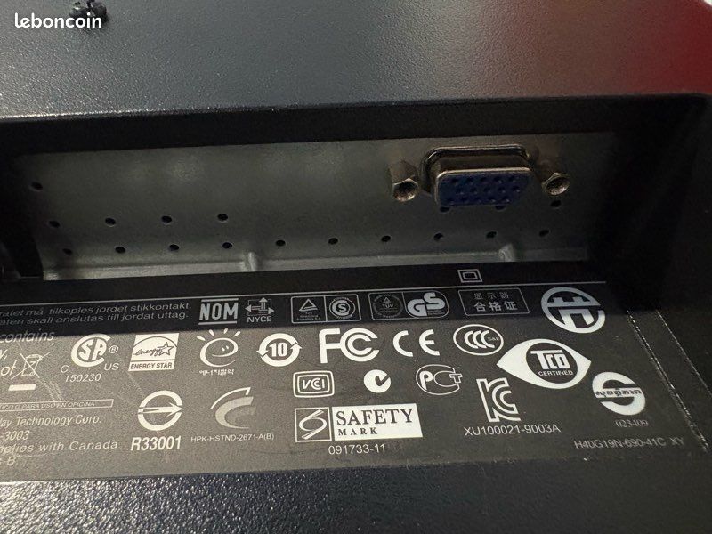 Écran/moniteur HP 19 pouces (image 3)