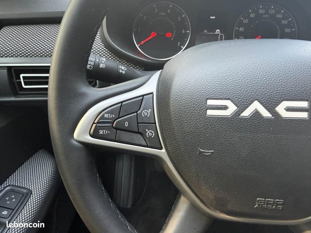 DACIA SANDERO 1.0 SCe - 65 - 24 III BERLINE Expression PHASE 2 (image 22)