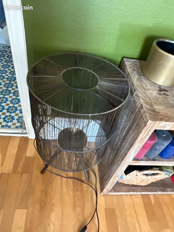 Lampe noire (image 2)