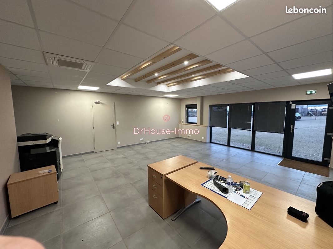 Immeuble 5 pièces 367 m² · à Nemours · 367 m² · 3 515 €