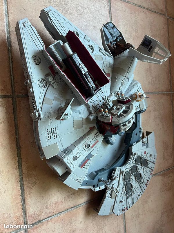 Jouet collector Vaisseau StarWar (image 3)