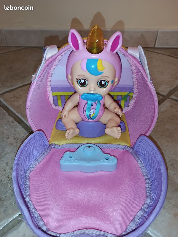 Poupée licorne magique (image 2)