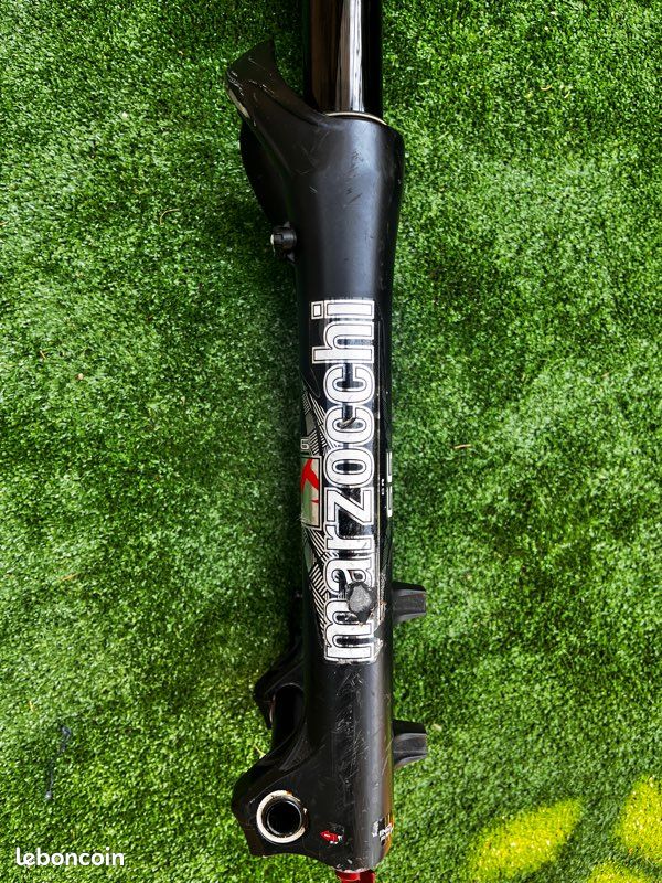 Fourche Marzocchi Bomber 66 RC Équipements vélos