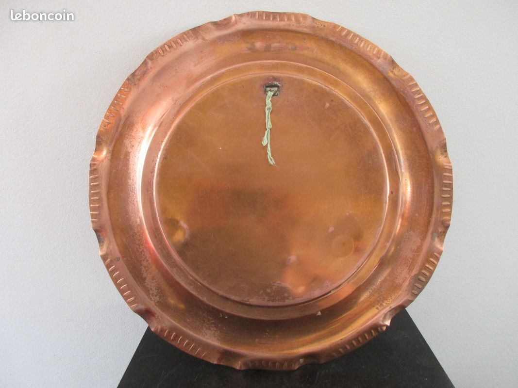 Grand Plat Ancien En Cuivre Martelé – Cheminée Française XVIII-XIXème Siècle