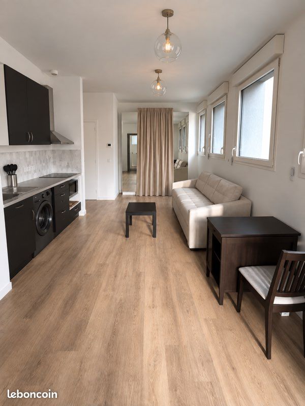 Parking 28 m² · à Clermont-Ferrand · 28 m² · 590 €/mois