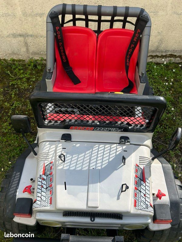 Lot de deux Quads et un 4x4 Peg Perego (image 5)