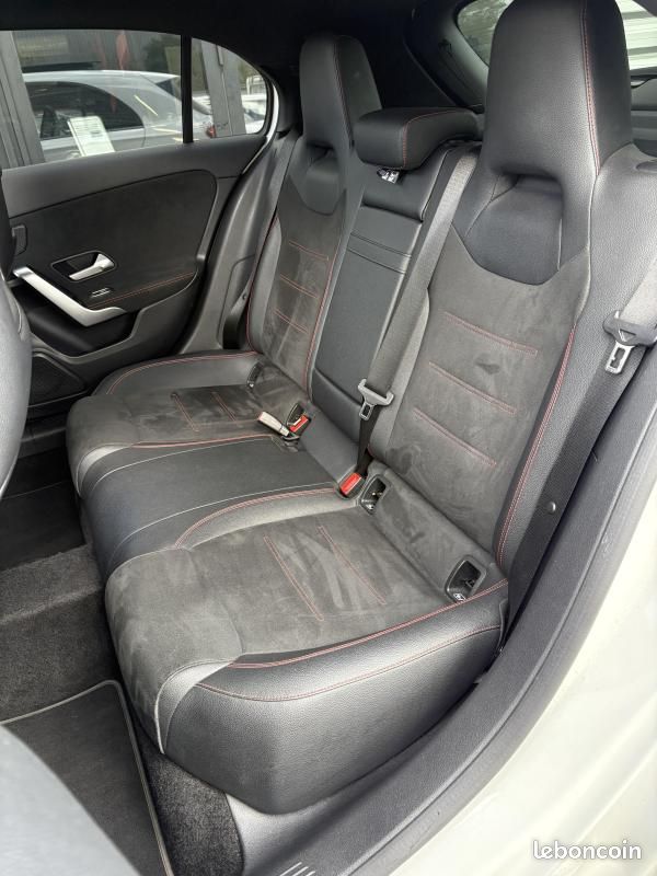 Mercedes Classe A A200D moteur mercedes pack AMG ( éclairage d'ambiance, Toit Ouvrant, Siège élec... (image 5)