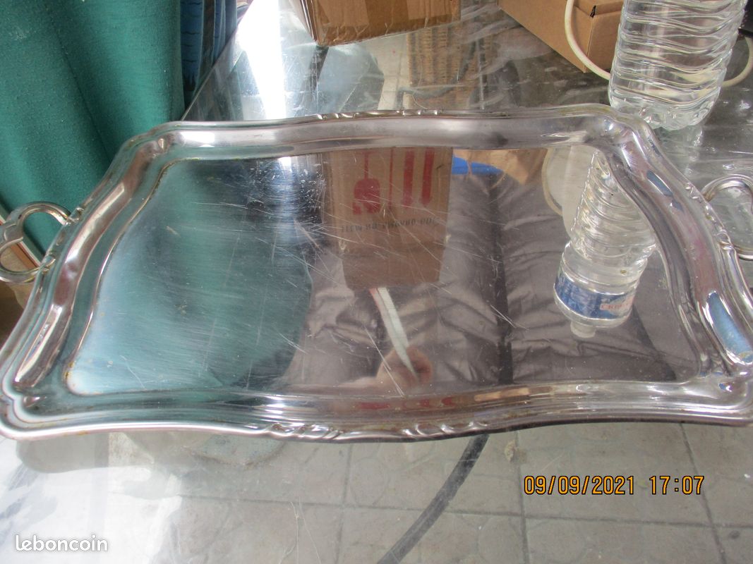 Plat en inox (image 1)