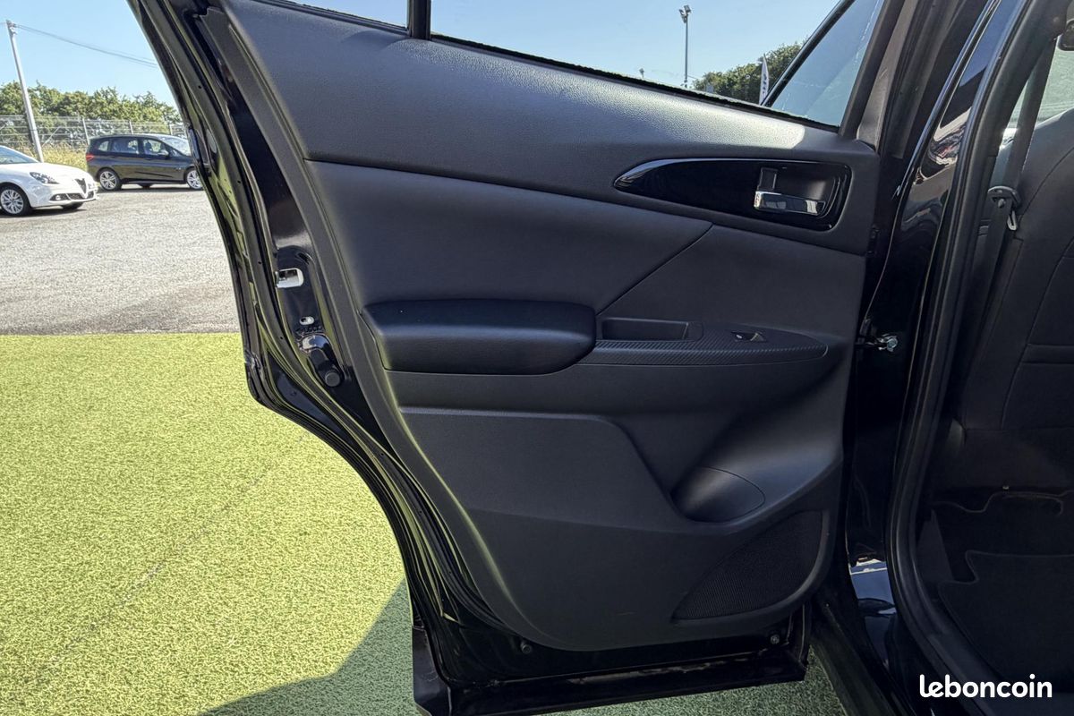 Mitsubishi eclipse cross phev rechargeable 188 4wd intense style garantie (image 27)