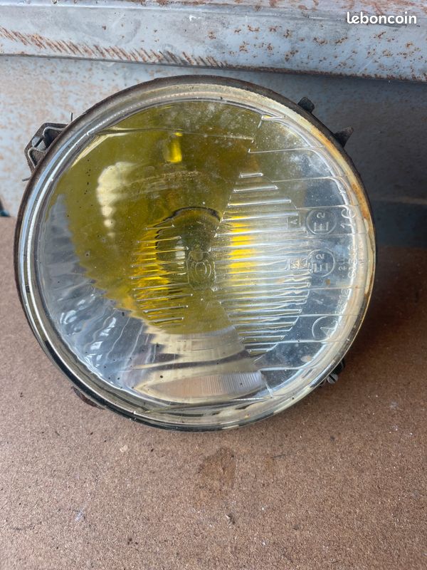 Phare cibié alpine a 110 renault 8 gordini (image 1)