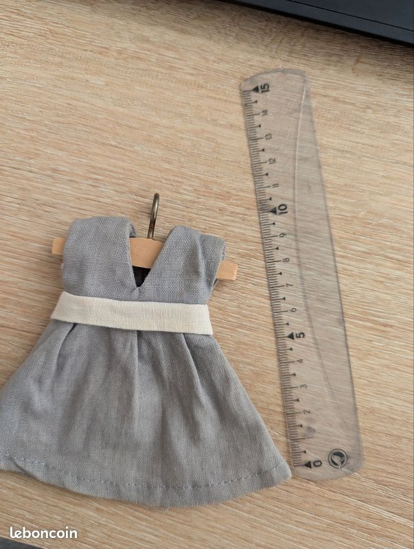 Décoration cintre et robe (image 2)