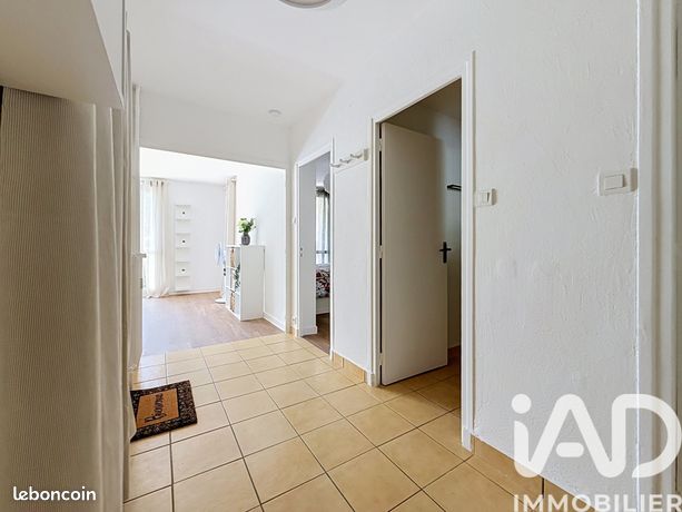 Appartement 2 pièces 49 m² — 10