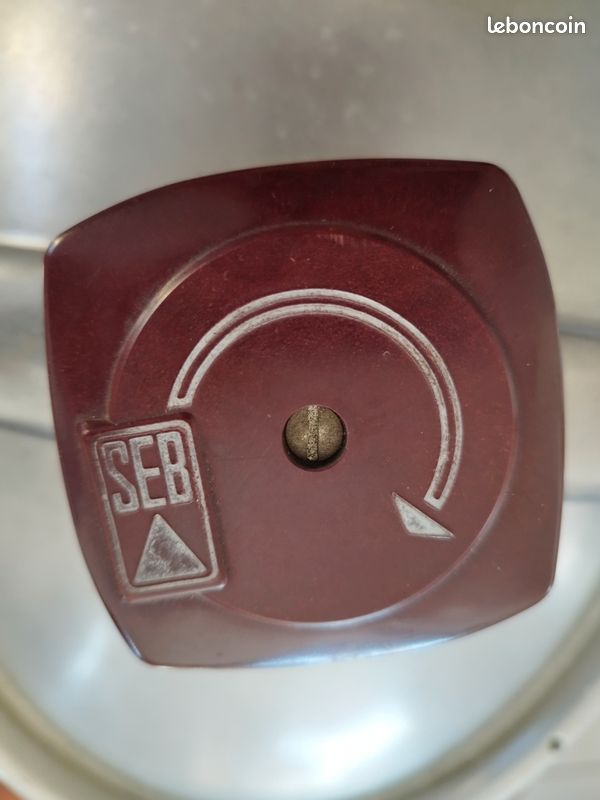 ANCIENNE COCOTTE SEB EUR 20,00 - FR