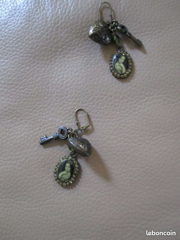 Boucles d'oreilles (image 2)