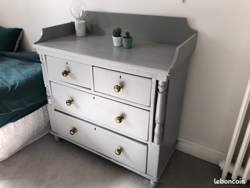 Commode anglaise peinte (image 2)