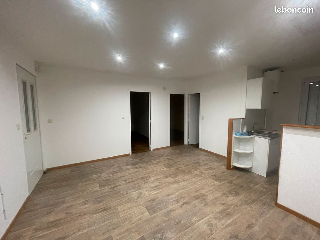 Maison 4 pièces 50 m² · à Les Hauts-d'Anjou · 50 m² · 850 €/mois