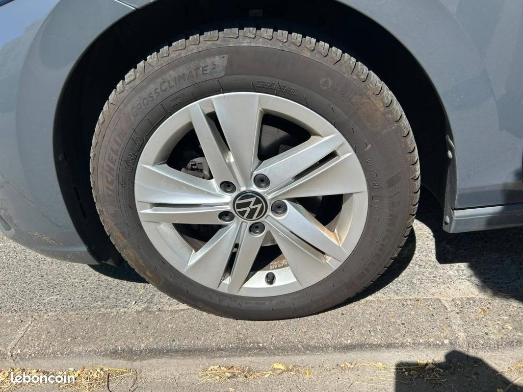Volkswagen Golf VIII 2.0 TDi DSG7 150 cv (image 24)