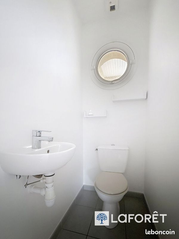 Maison a louer - 5 pièce(s) - 129 m2 - Surfyn