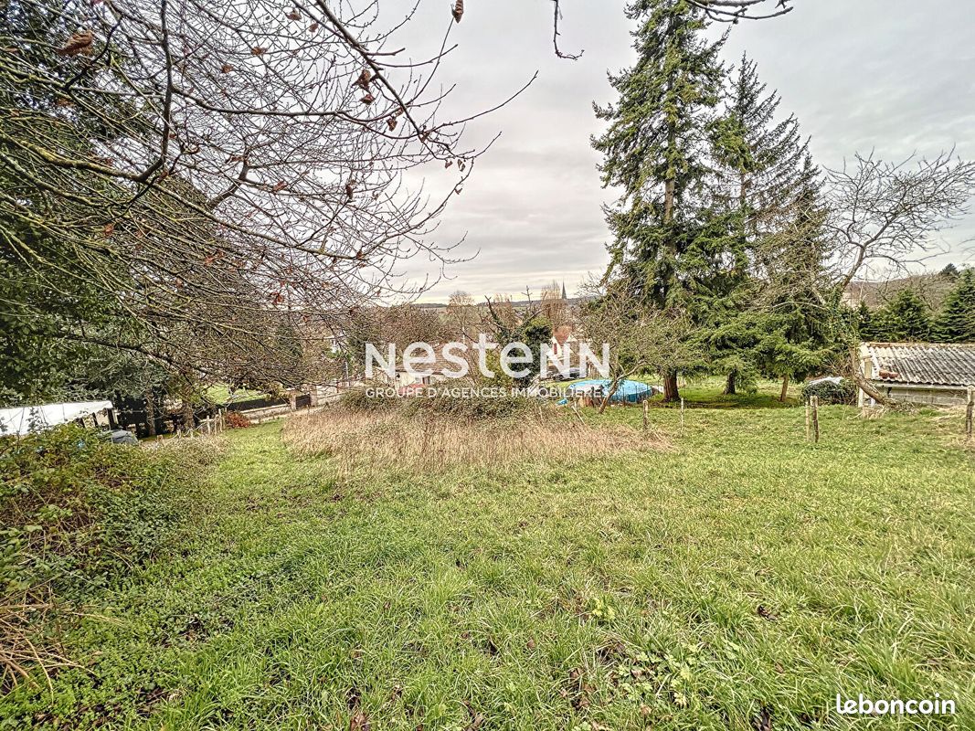 Terrain 4420 m² · à Saint-Pierre-de-Bailleul · 4 420 m² · 74 000 €