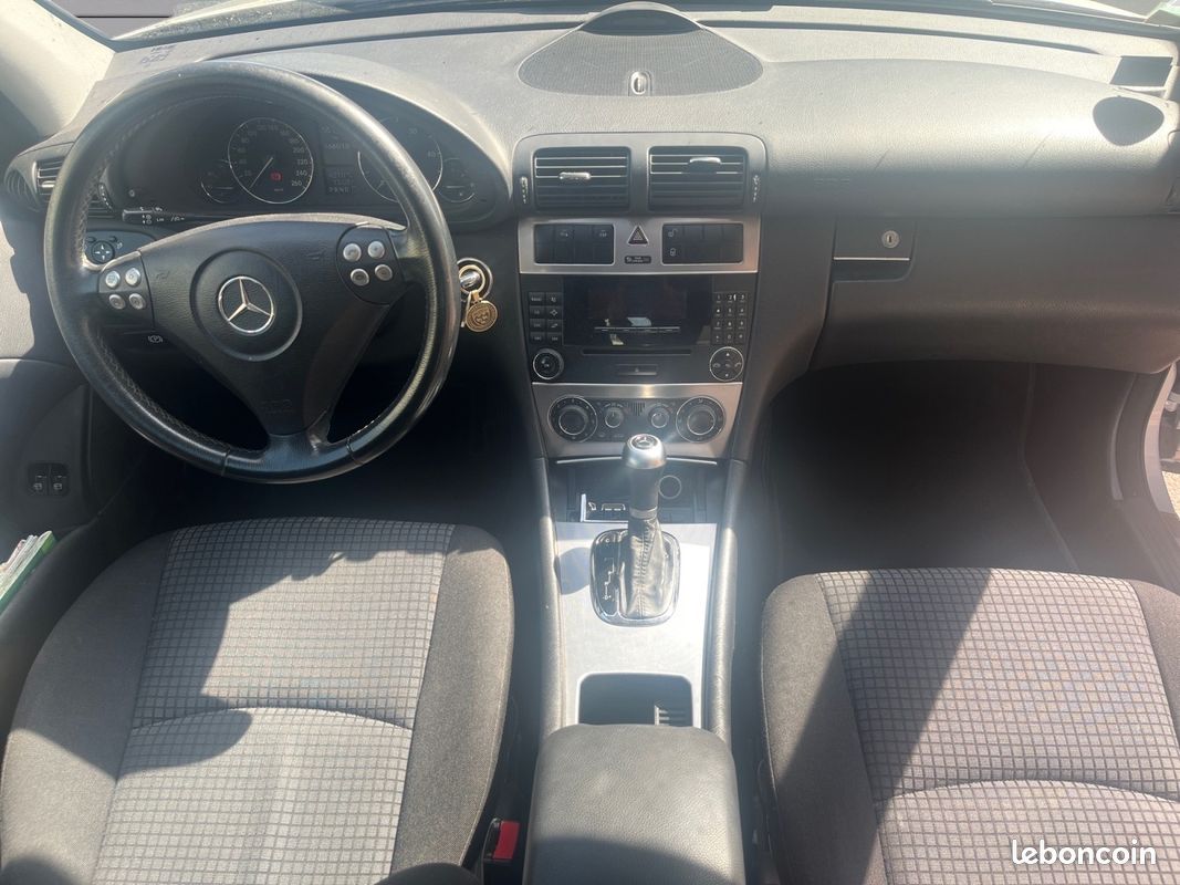 MERCEDES CLASSE C 220 COUPE SPORT 150Ch Garantie 12 mois (image 2)