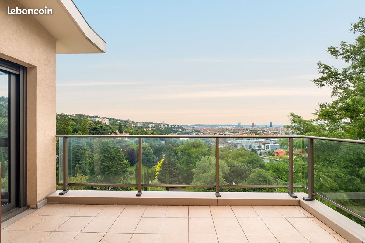 Appartement 5 pièces 143 m² · à Sainte-Foy-lès-Lyon · 143 m² · 880 000 €