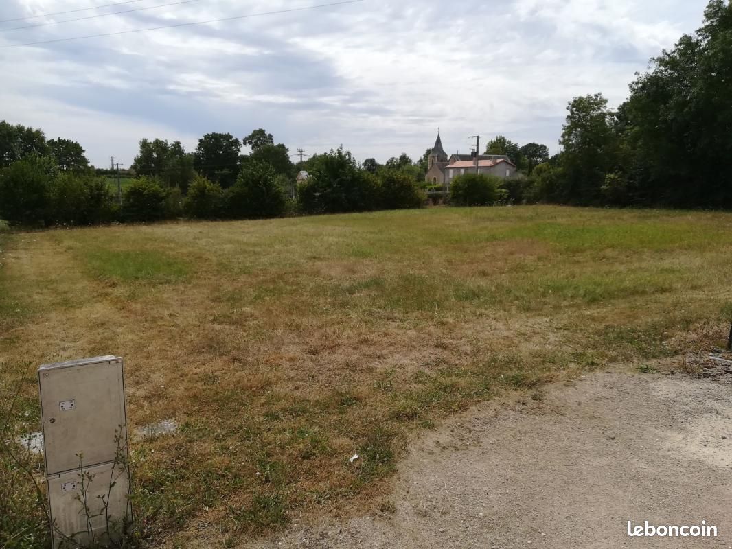 Terrain 1 268 m² Sainte Gemme · à Sainte-Gemme · 24 000 €