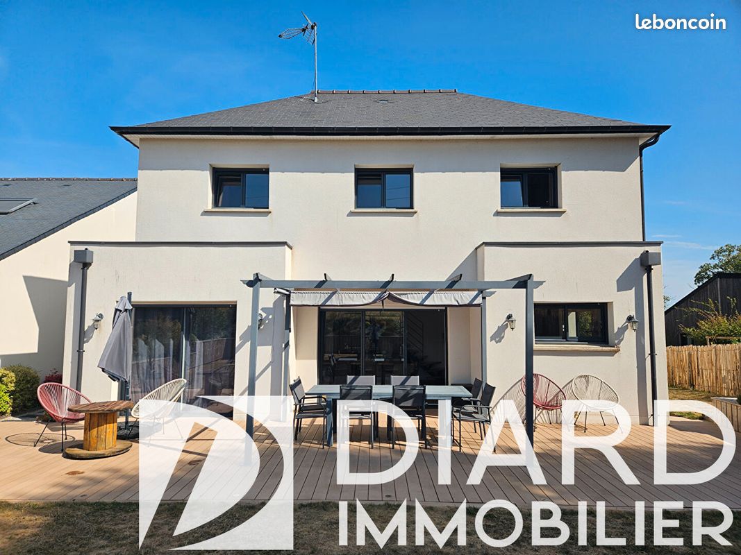 Maison 5 pièces 118 m² · à Vitré · 118 m² · 379 600 €
