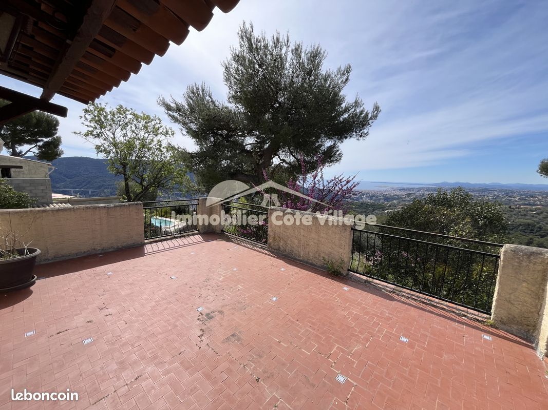 Maison 6 pièces 150 m² · à Cantaron · 150 m² · 598 000 €